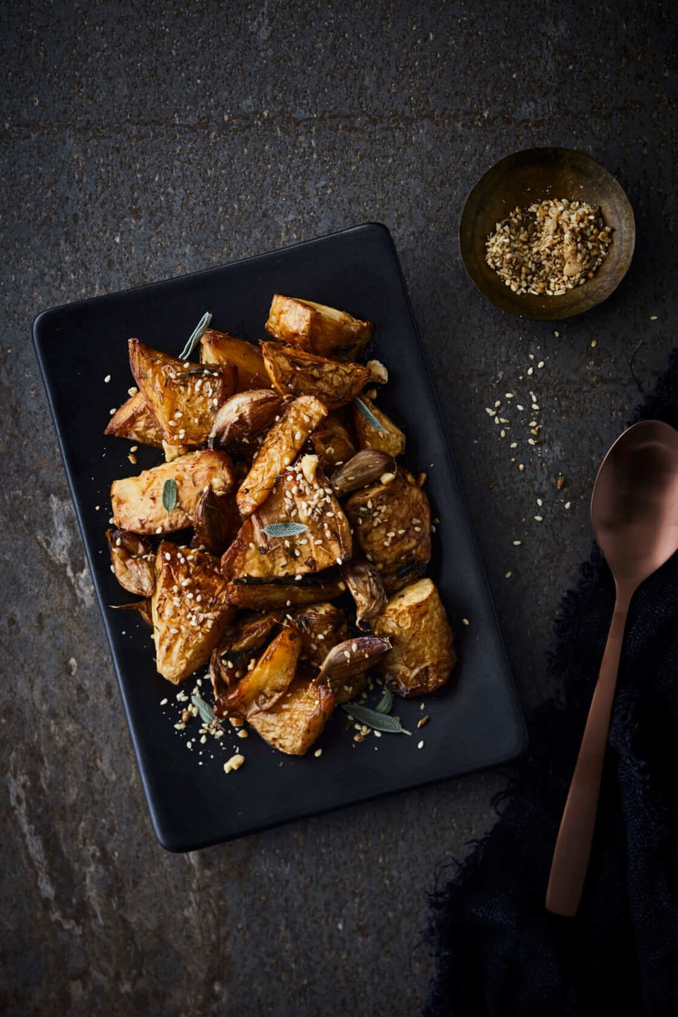 Roasted Jerusalem artichokes with maple and dukkah