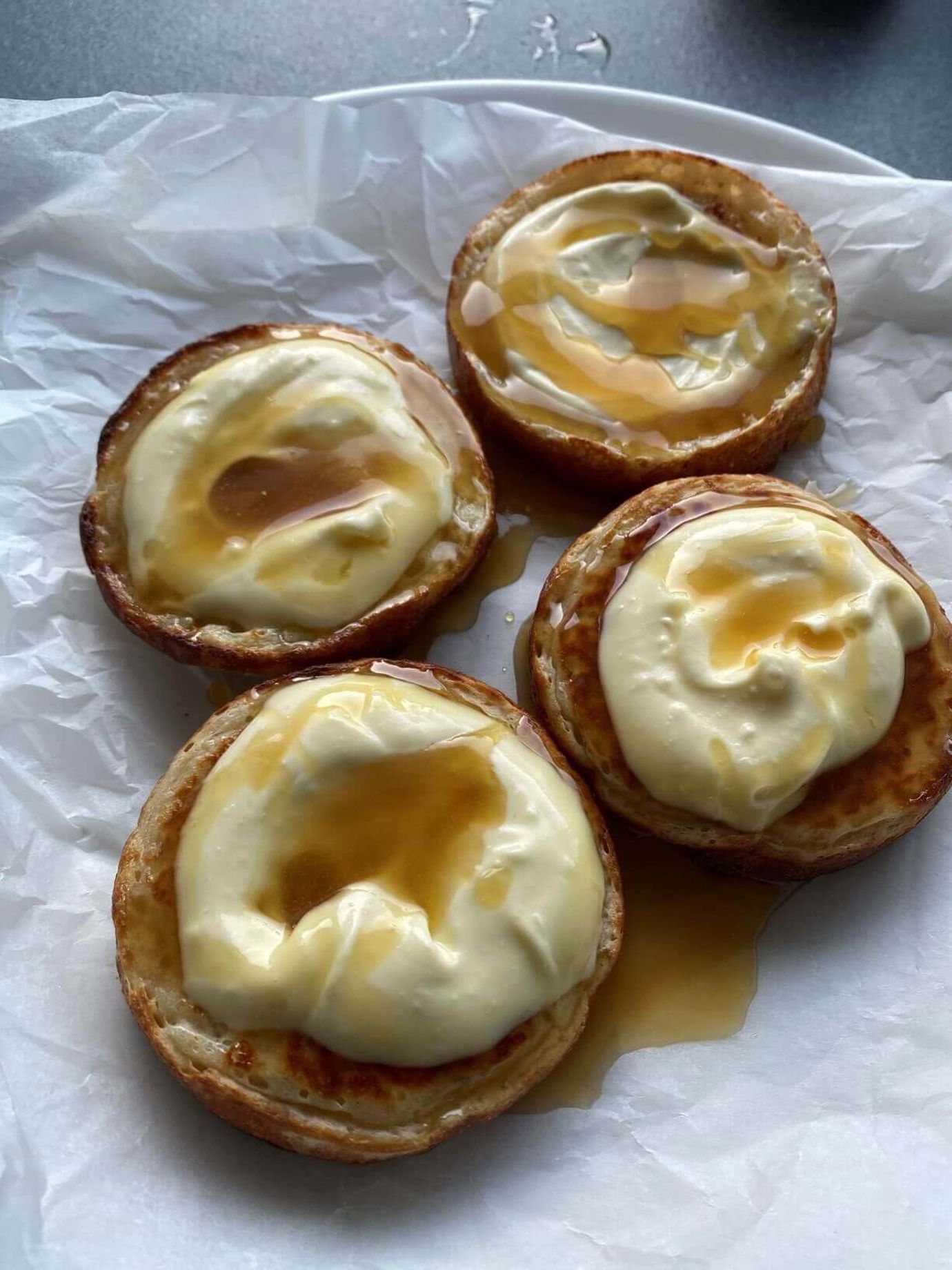 Crumpets with rosewater mascarpone