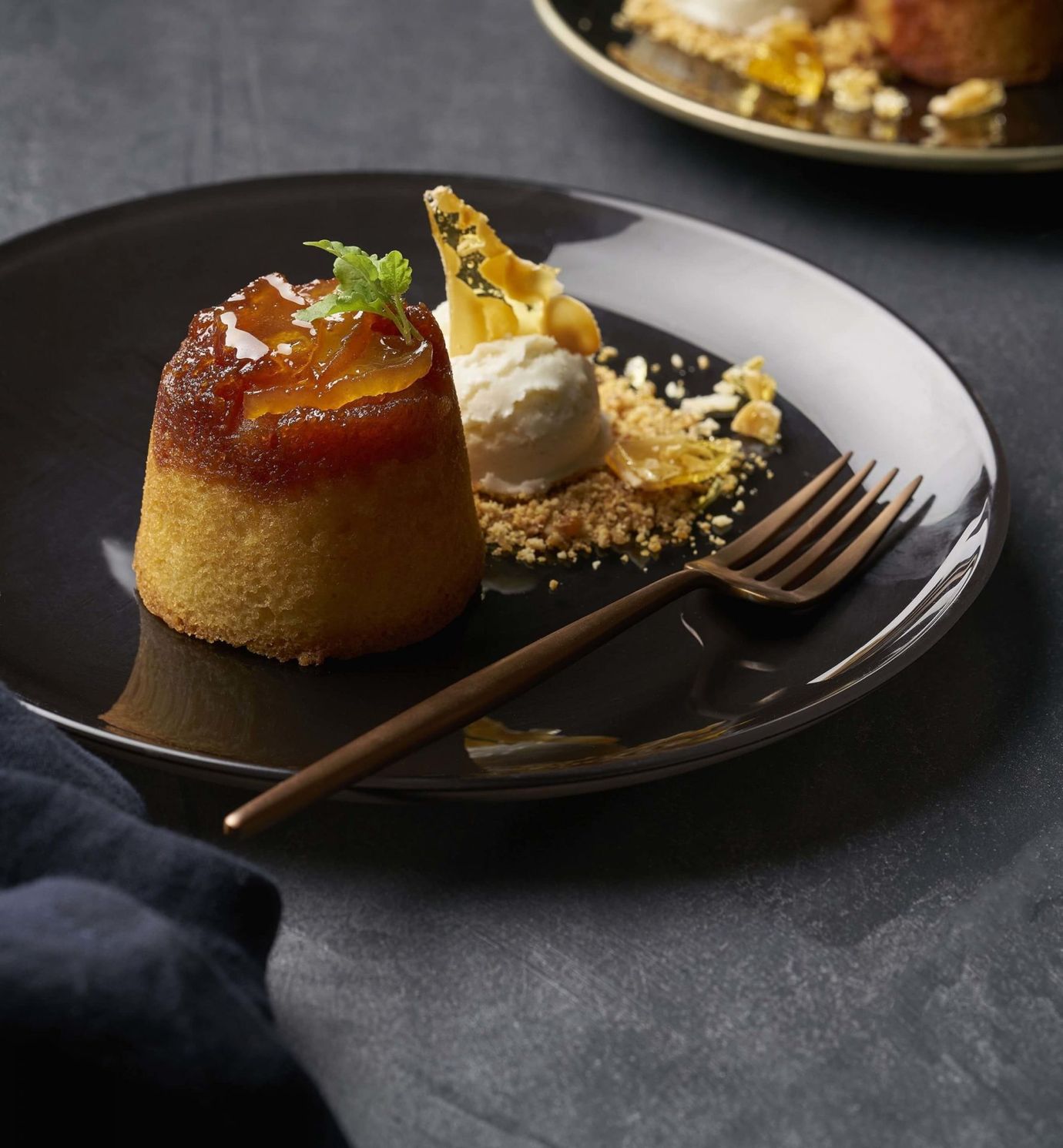Upside down pear cake with vanilla ice cream