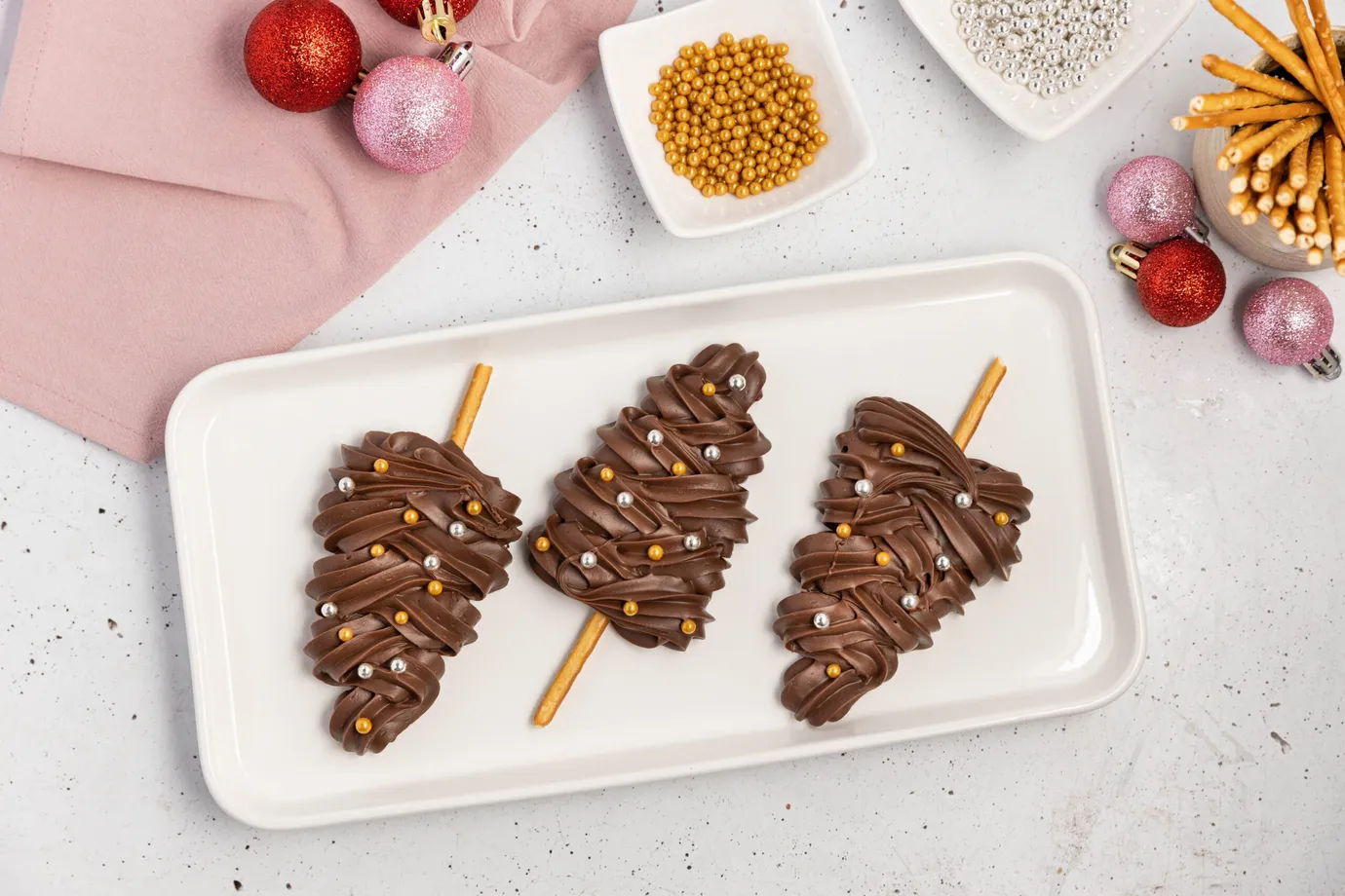 Pretzel Christmas trees