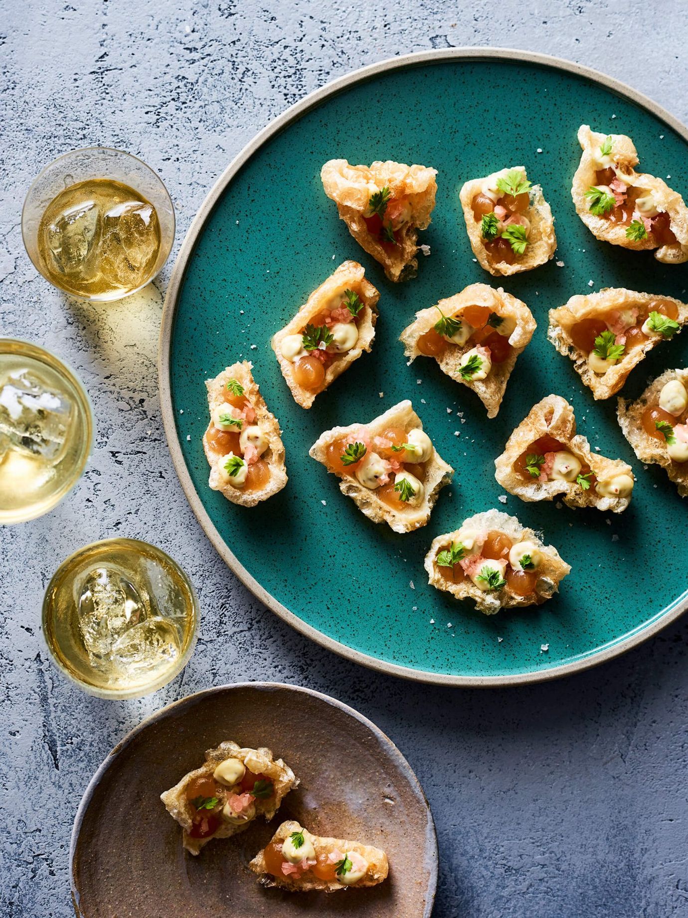 Pork crackle with mustard mayonnaise, pickled shallots and apple gel