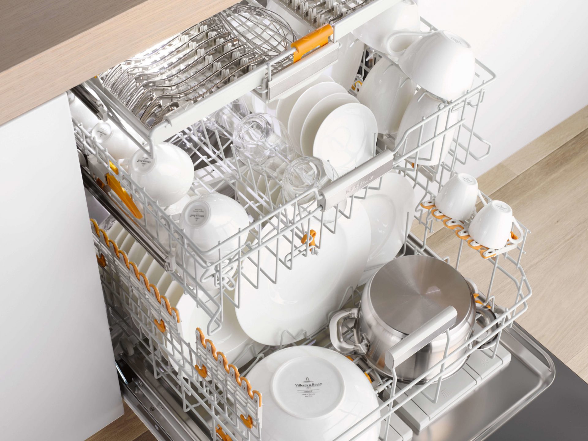 Miele dishwasher loading guide upper and lower racks