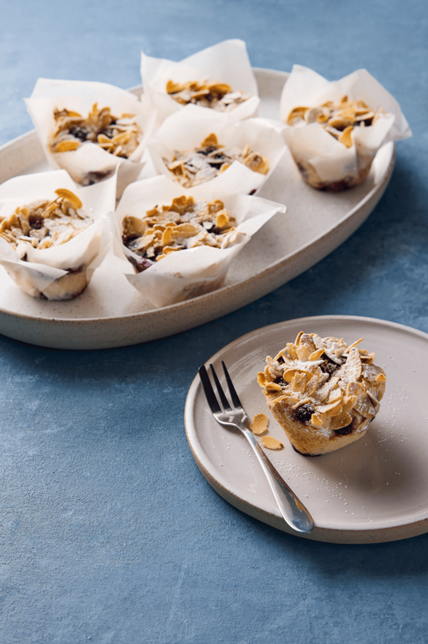 Blueberry Dacquoise muffins