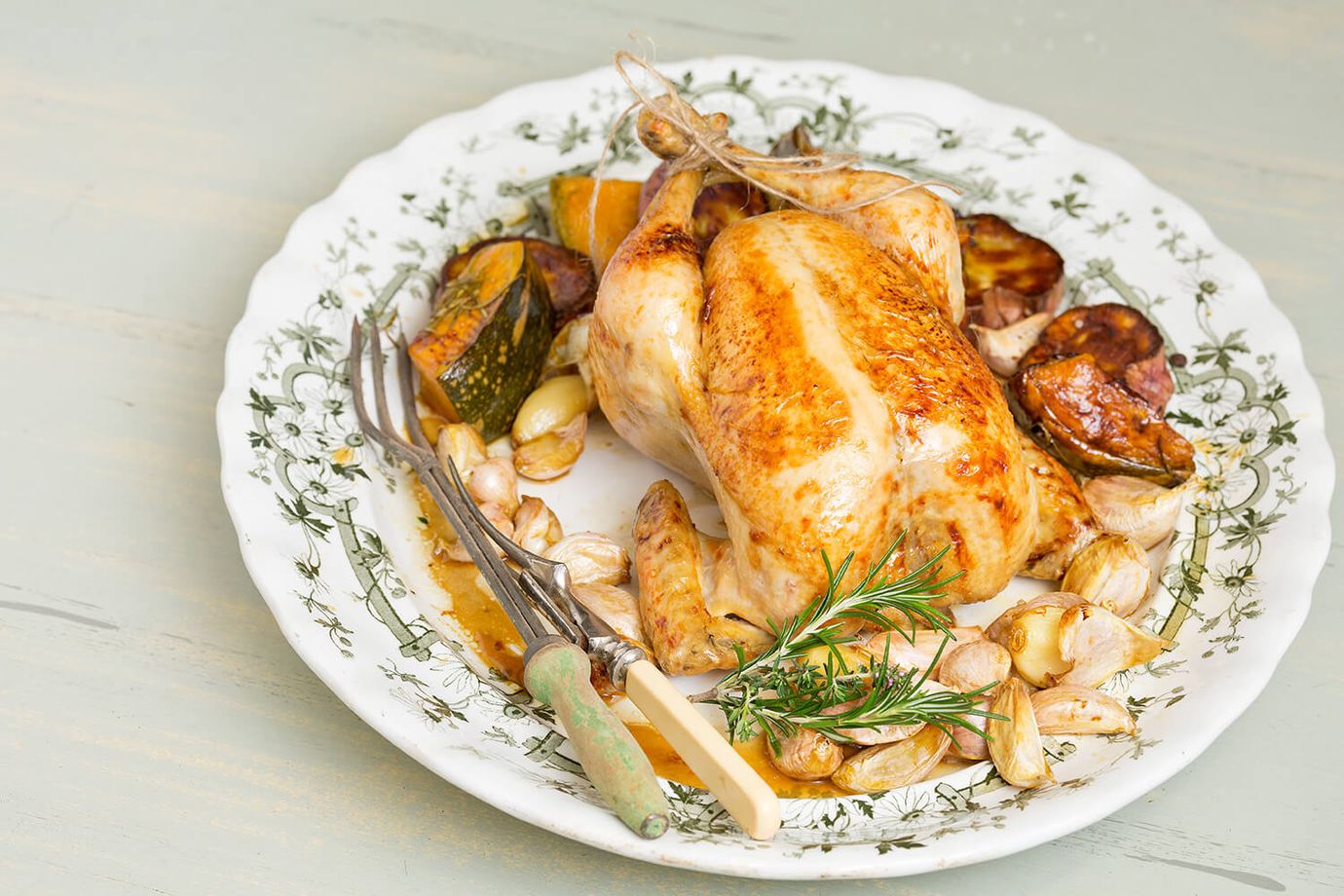 Roast chicken with garlic and verjuice