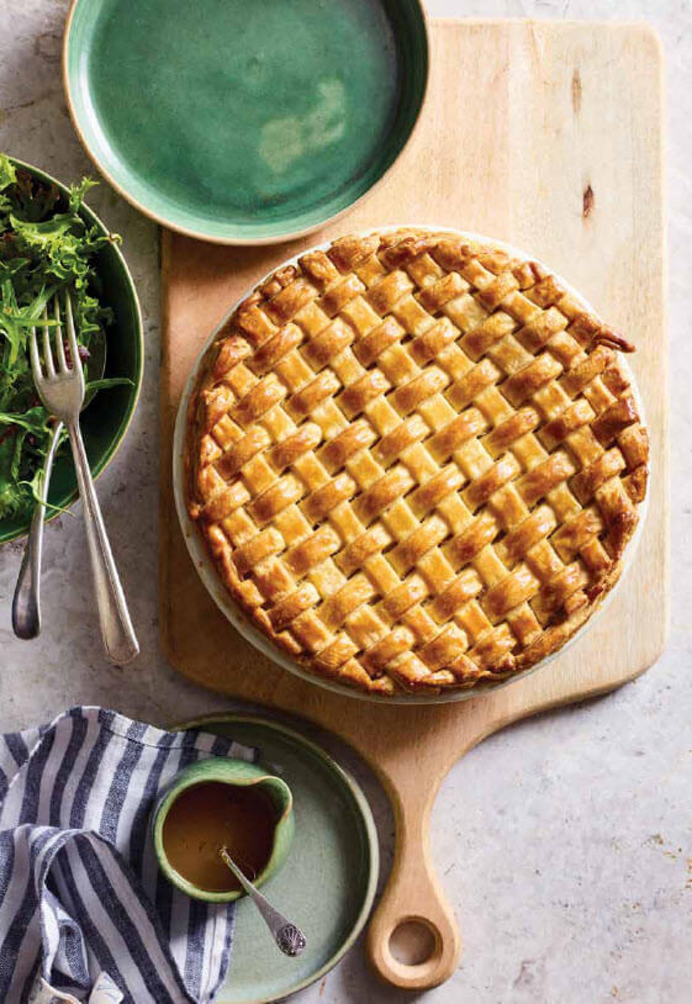 Chicken and leek pie