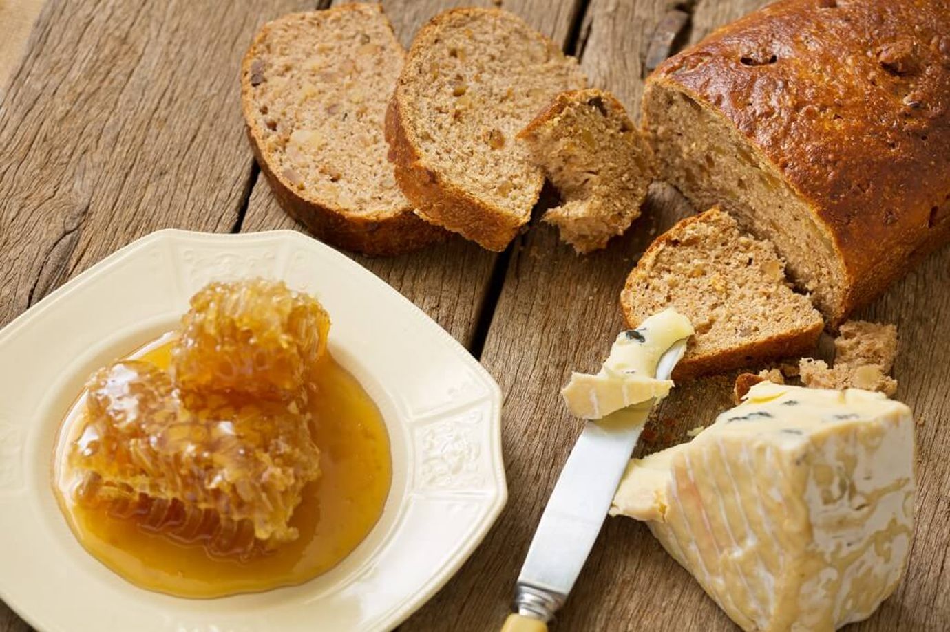 Walnut bread with soft blue cheese and honeycomb