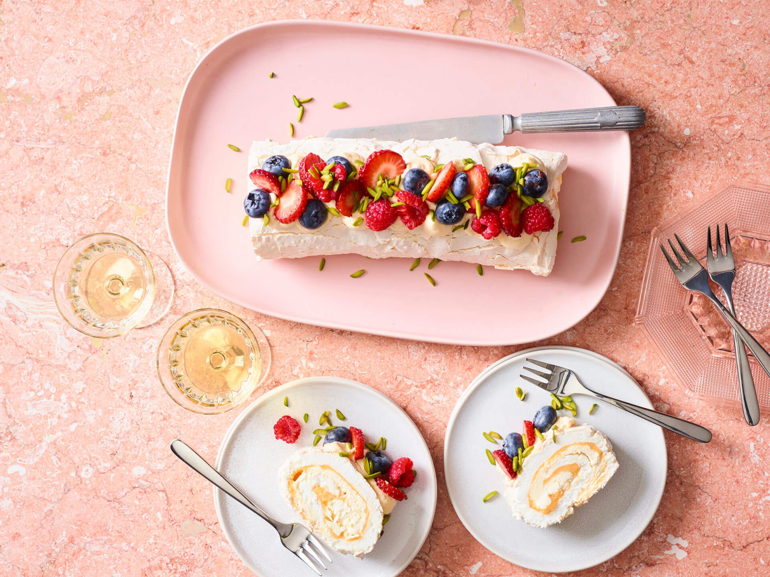 What’s In Vogue This Summer For Entertaining