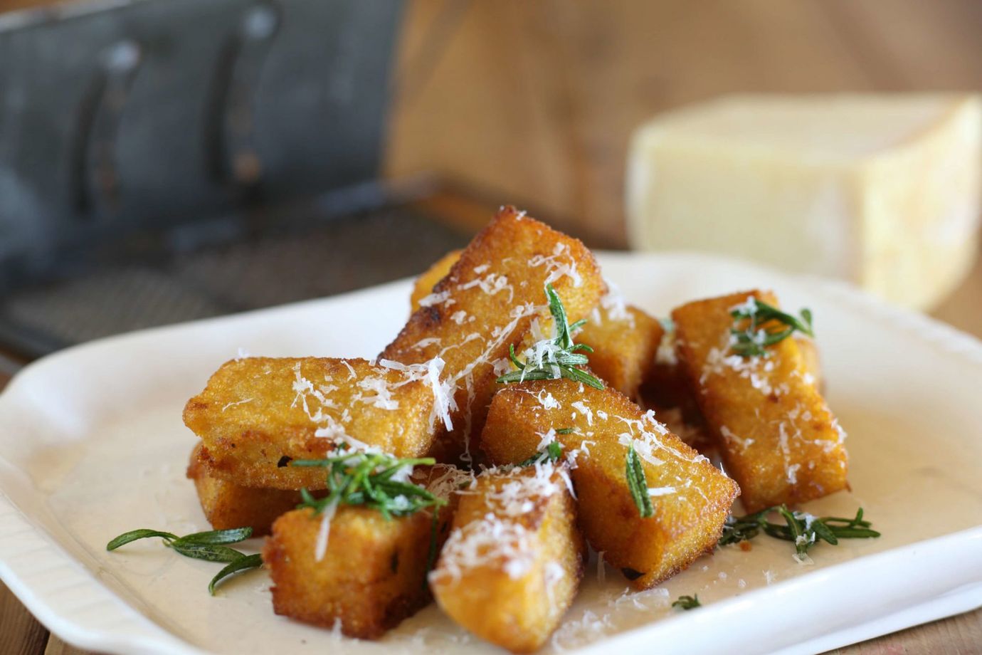 Crispy polenta bites