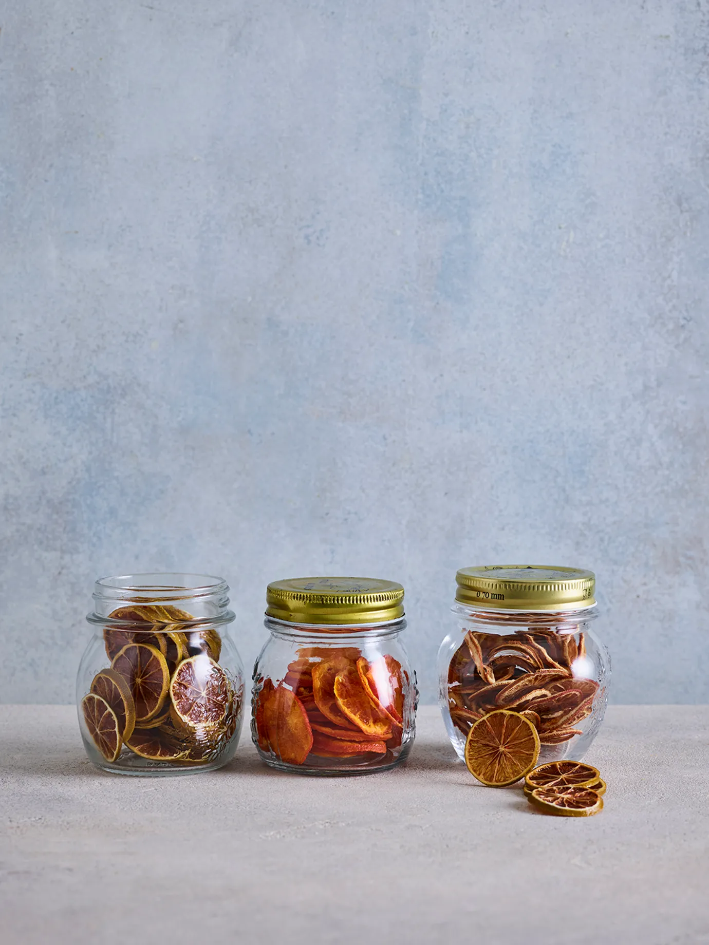 Dried citrus slices