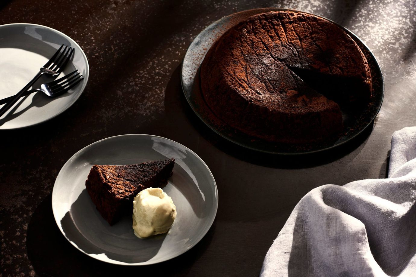 Simple chocolate cake