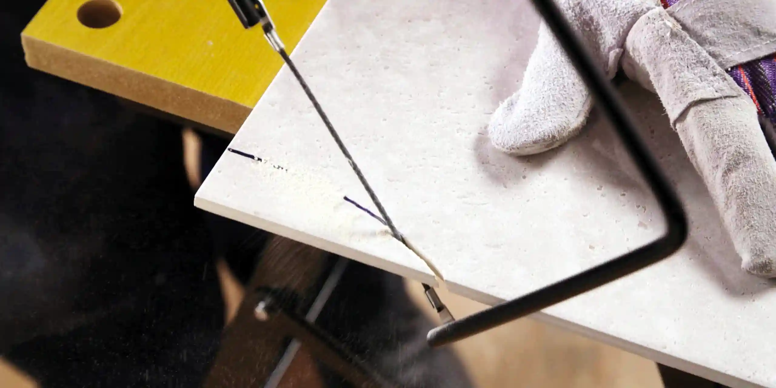 wickes-tiling-how-to-cut-tiles-18.webp