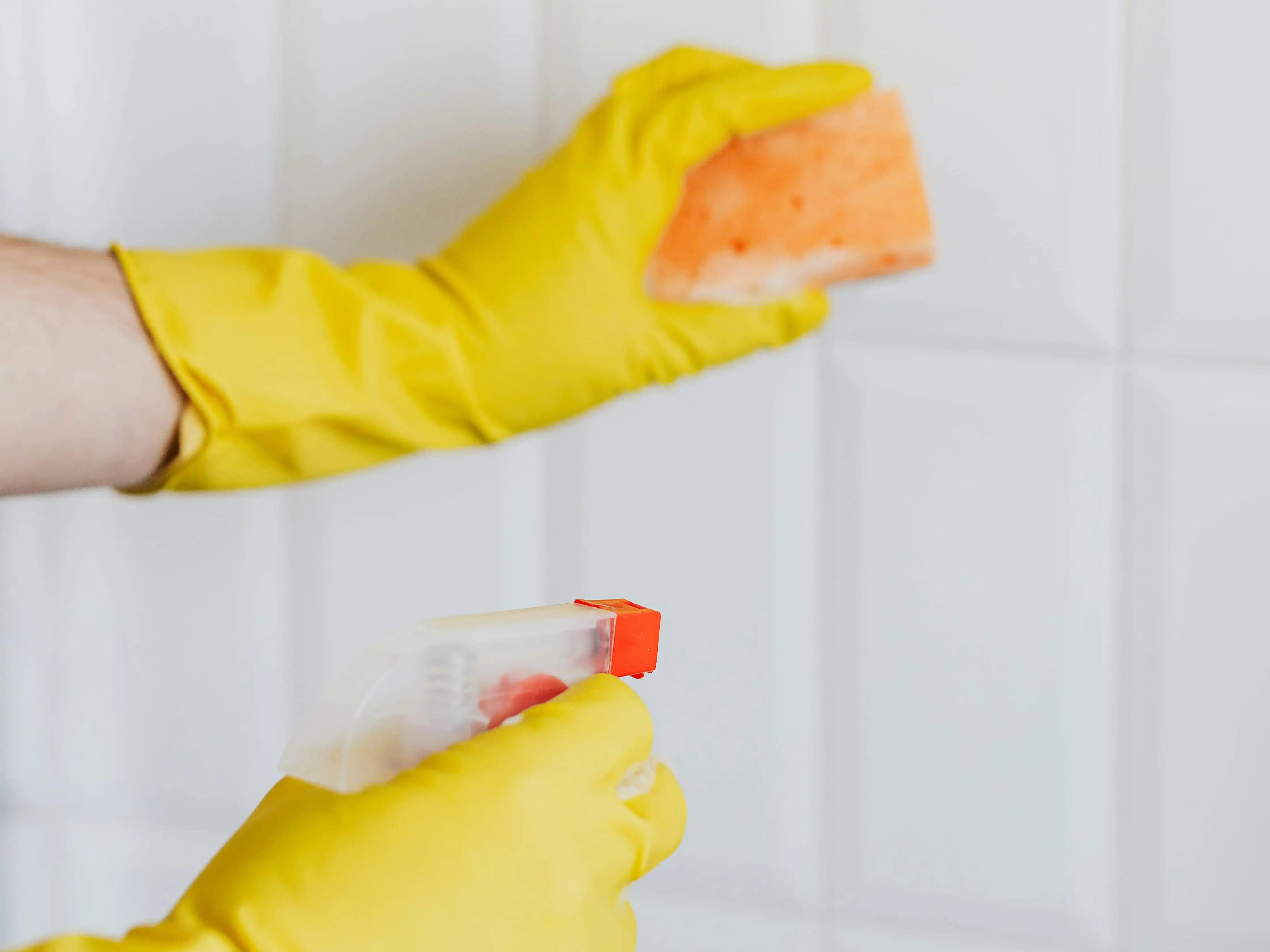 wickes-bathrooms-cleaning-your-bathroom-17.webp