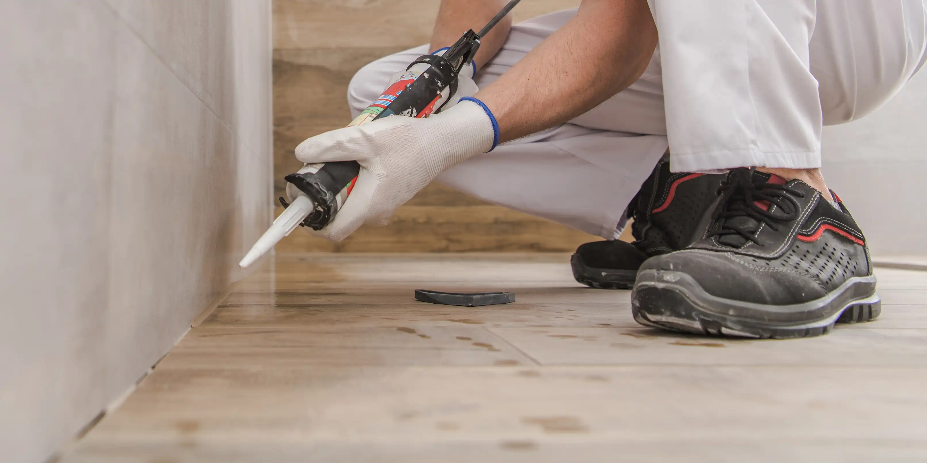 wickes-bathroom-how-to-reseal-bath-and-shower-1.webp