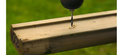 How to Assemble Deck Railings | Wickes.co.uk