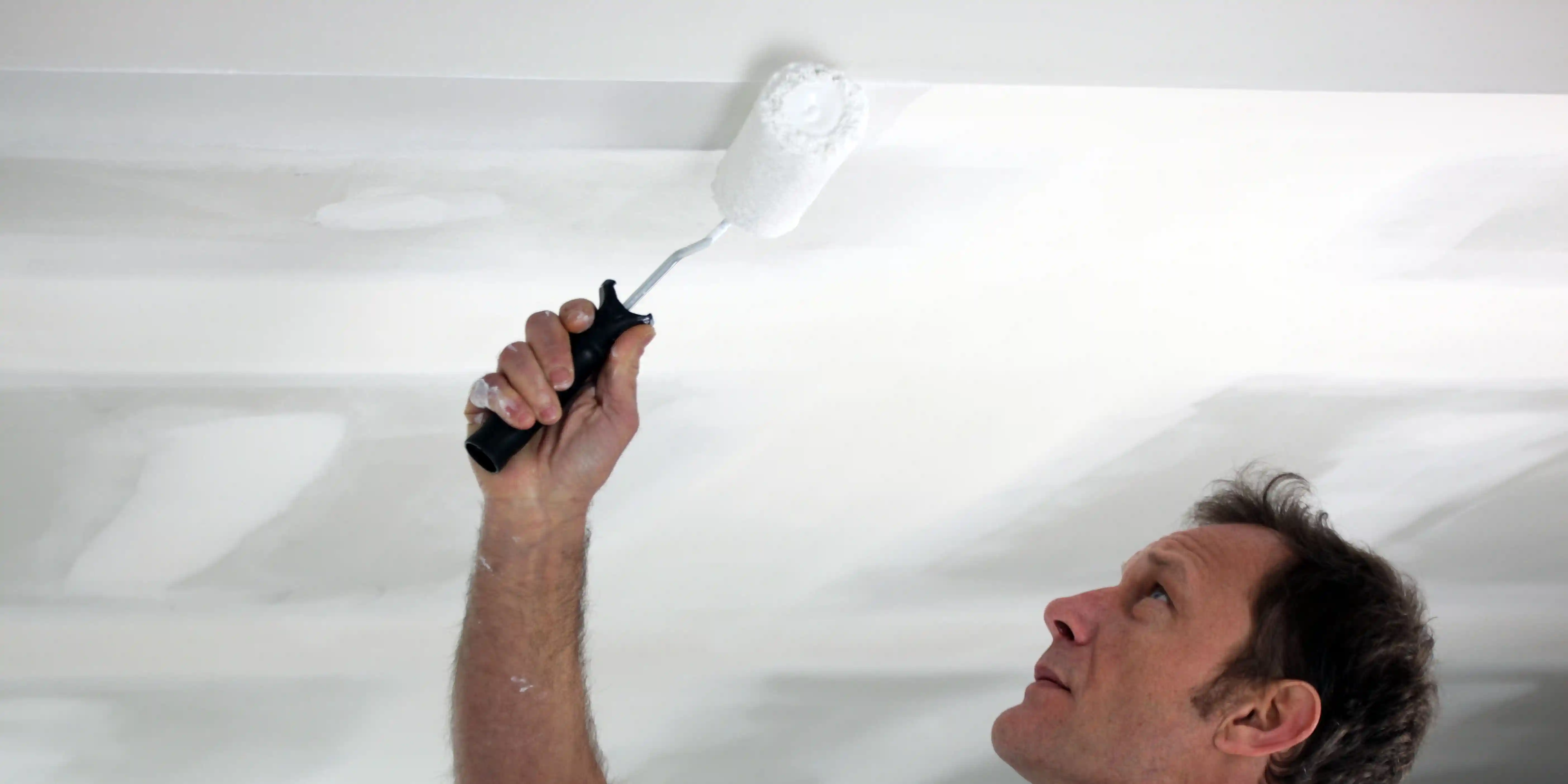 wickes-decorating-painting-ceiling-9.webp