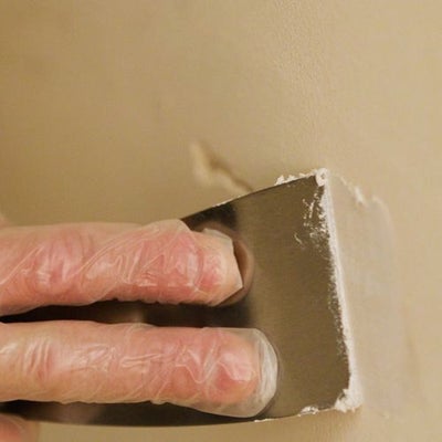 How-to-Decorating-hub-Prepare-walls-&-ceilings-for-decorating.jpg