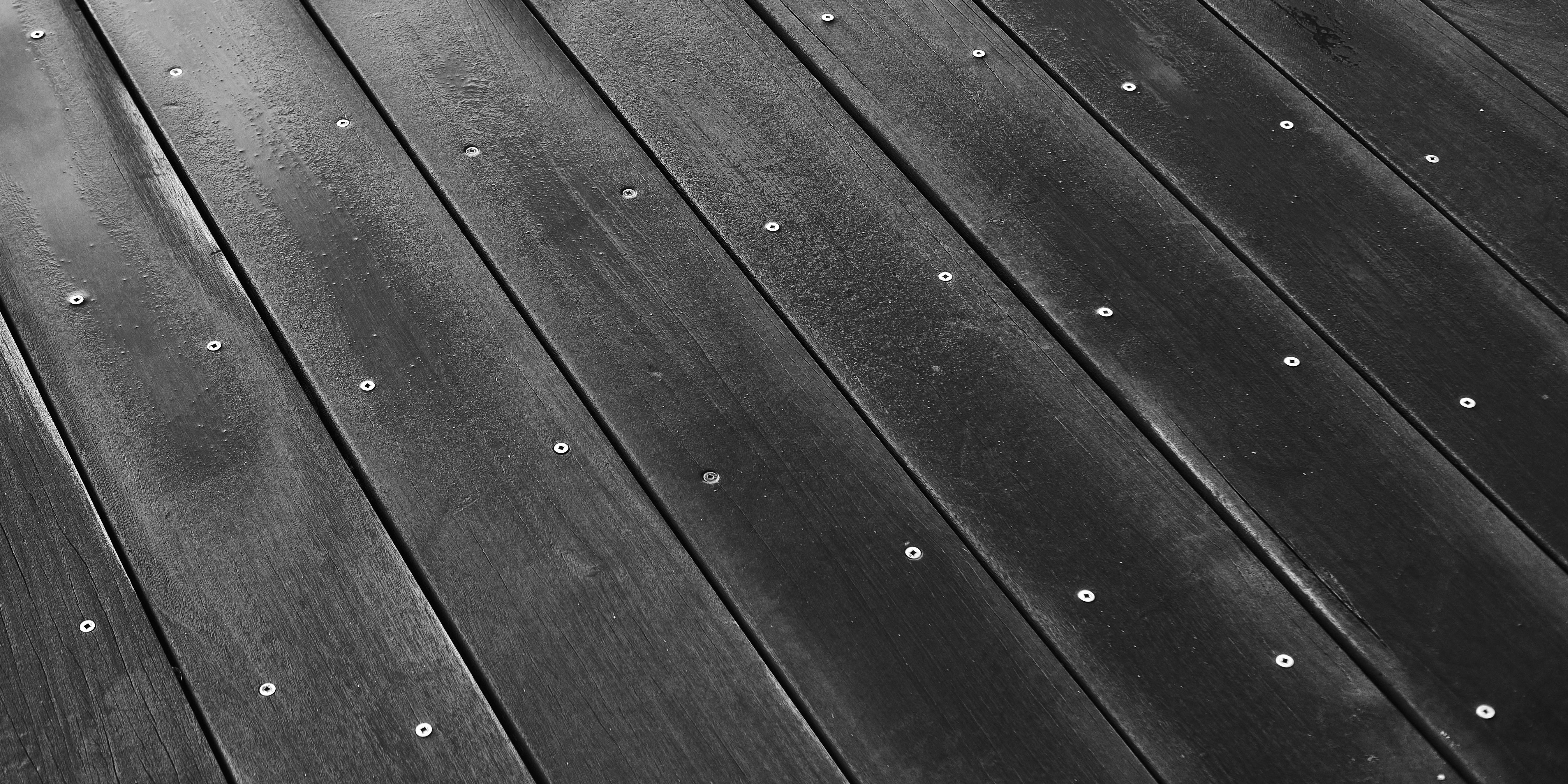 wickes-garden-clean-composite-decking-4.jpeg