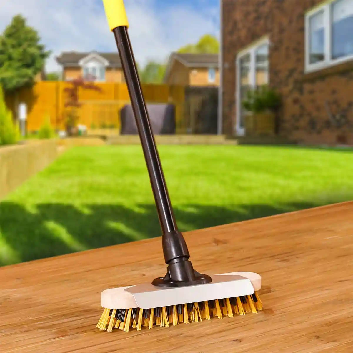 Bulldozer Deck Scrub & Scraper