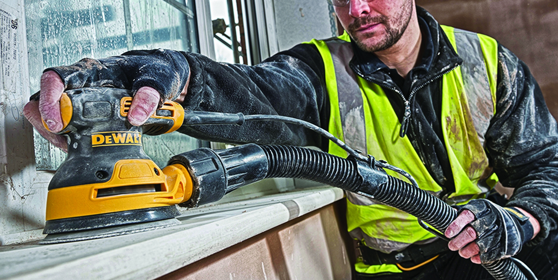 Dewalt dch033 online toolstation