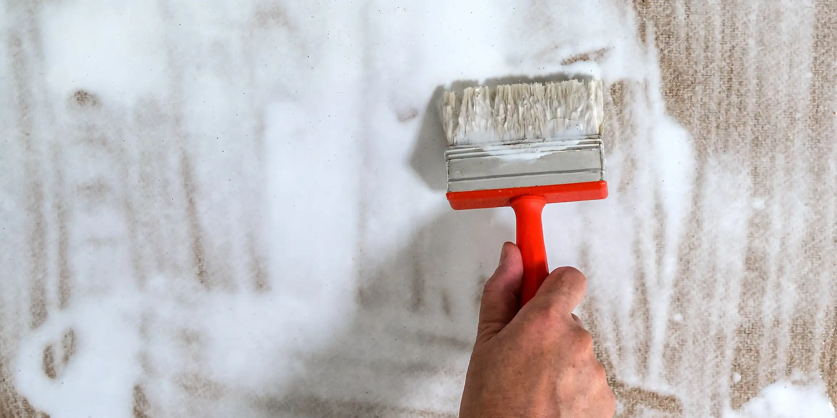 wickes-home-maintenance-how-to-plaster-wall-5.webp