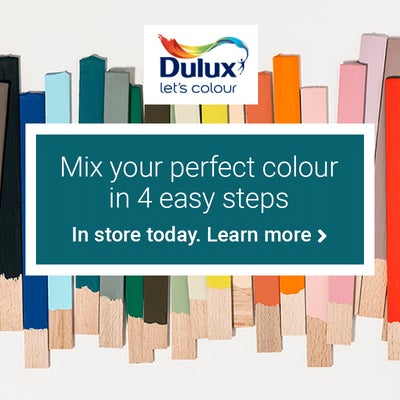 Colour mixing in store with Dulux
