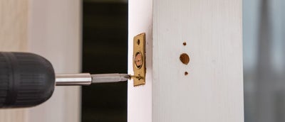 2018-Wickes-How-To-Fit-Door-Locks-Security-Bolt-9.jpg