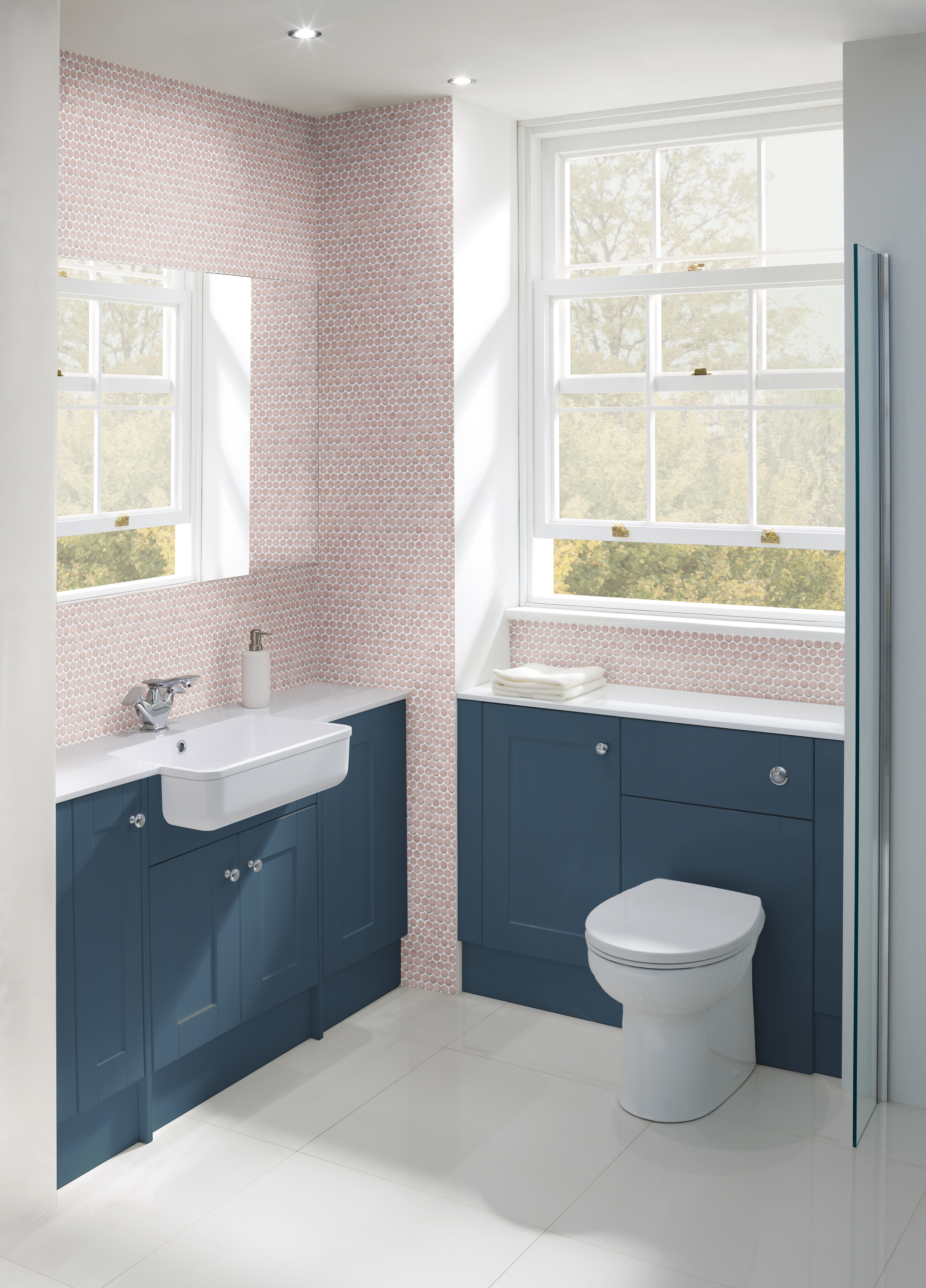 Highwood Bathroom Furniture | Wickes.co.uk