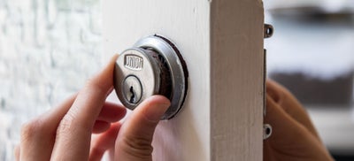 17-How-To-Fit-Door-Locks-Rim-Cylinder-3.jpeg
