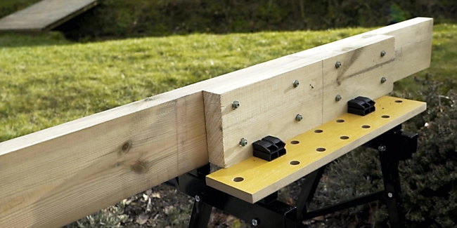 wickes-garden-install-composite-decking-9.webp