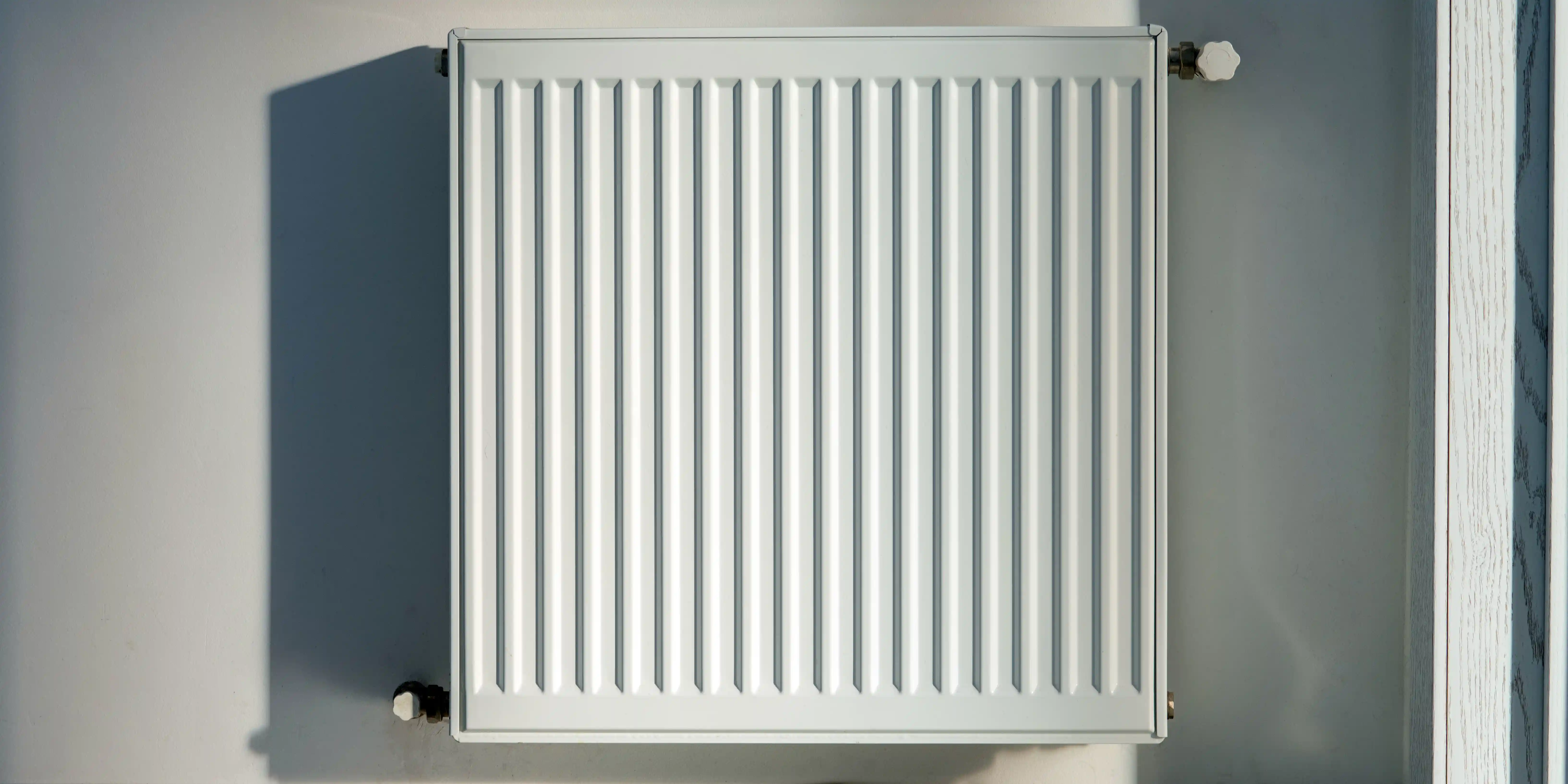 wickes-decorating-paint-radiator-8.webp