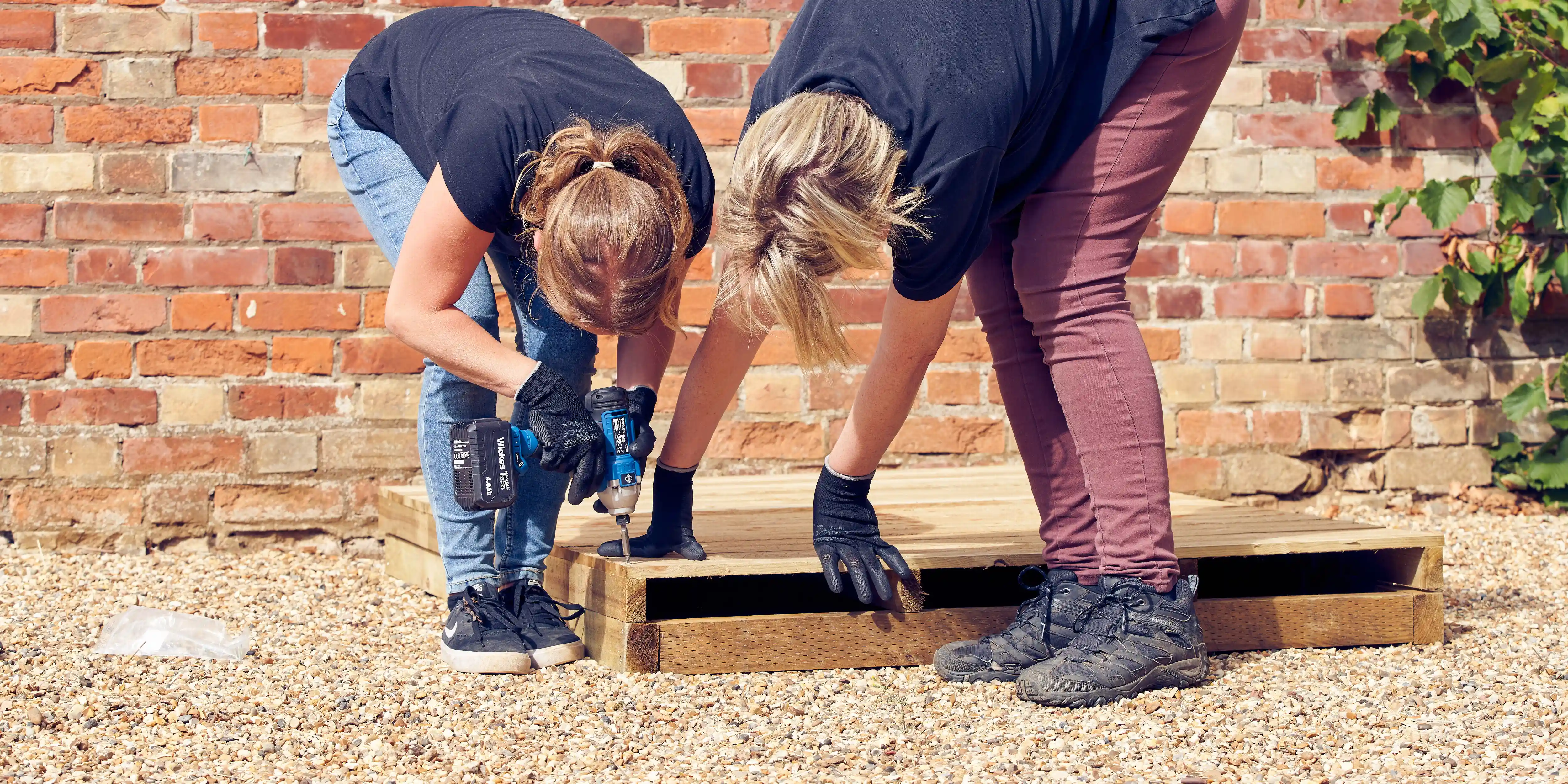 wickes-garden-how-to-build-shed-7.webp