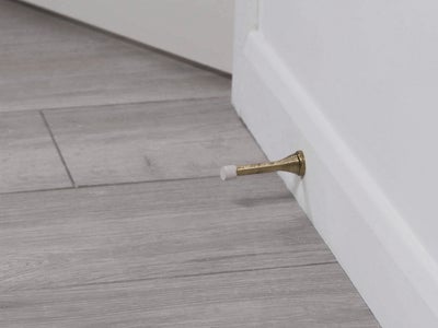 How_To_Replace_A_Door_Stopper_006.jpg