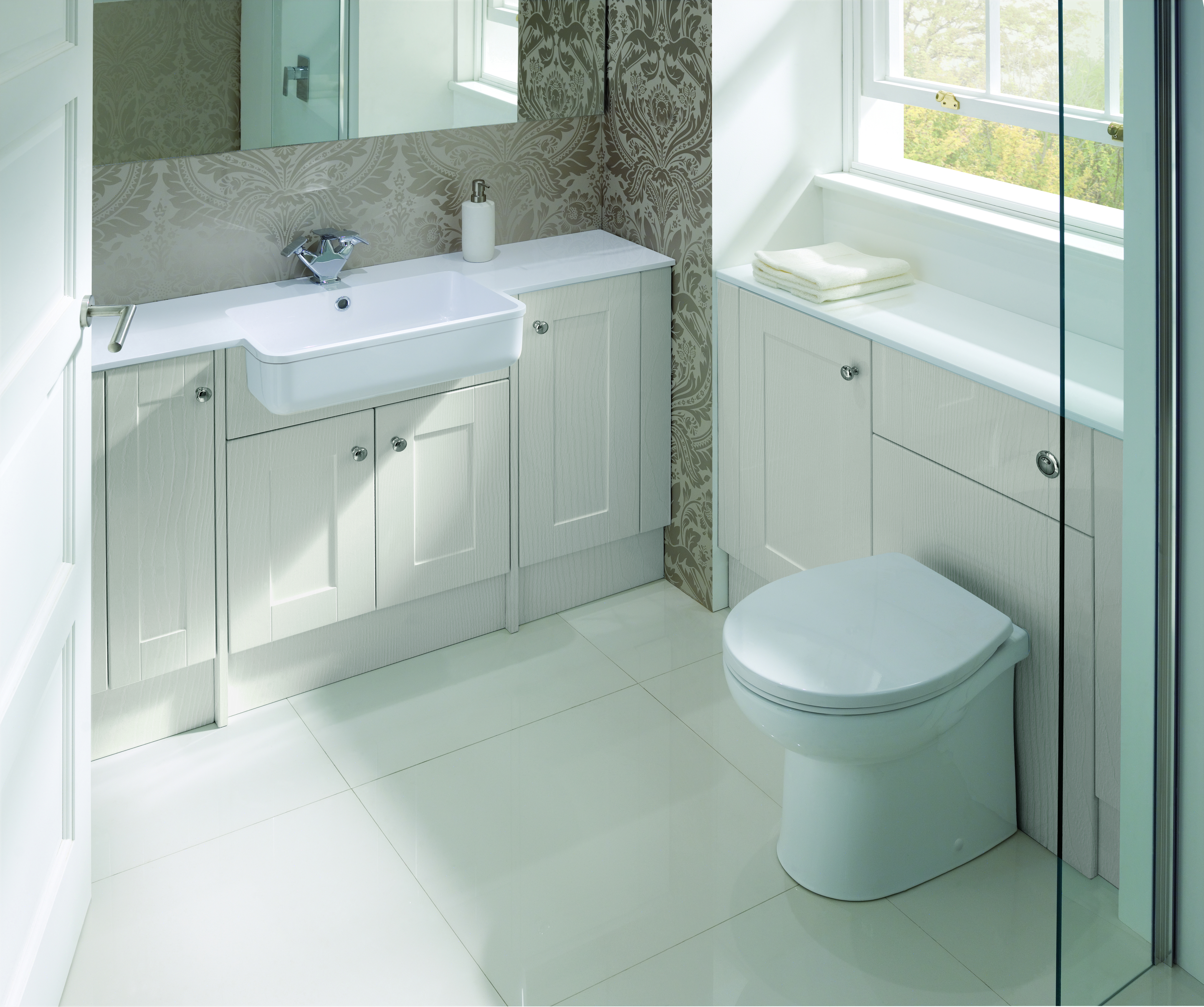 Highwood Bathroom Furniture | Wickes.co.uk