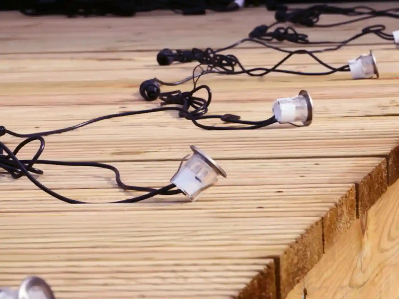 wickes-garden-decking-restoration-10.webp