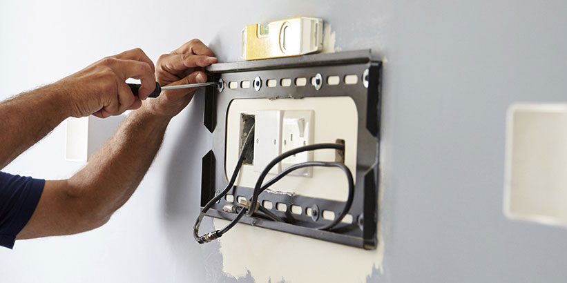 wickes-home-maintenance-TV-above-fireplace-how-to-9.jpg