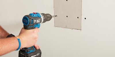 Wickes_MME_How_To_Fix_A_Wall_2039.jpg