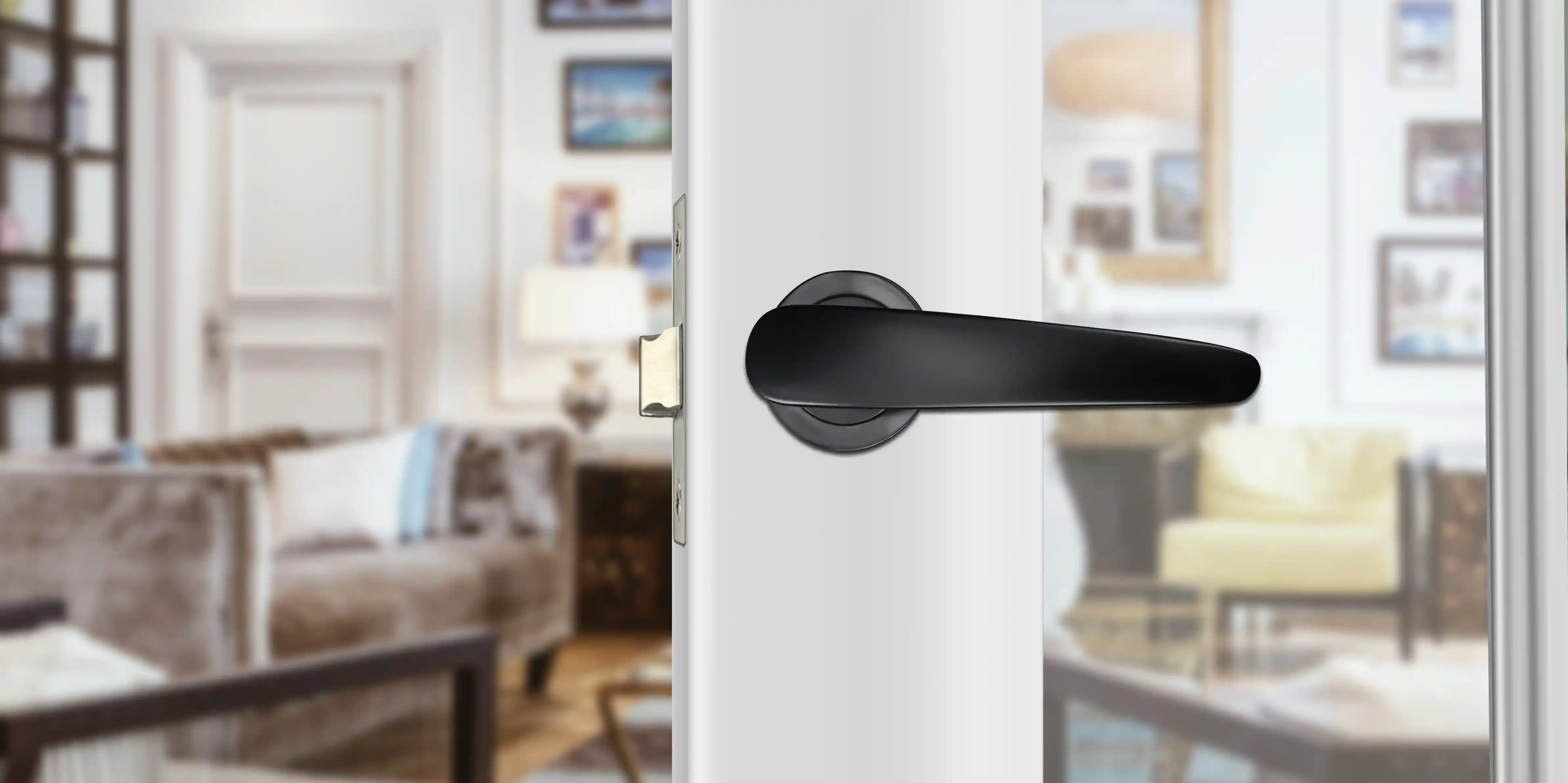 wickes-home-maintenance-fixing-door-handles-12.webp