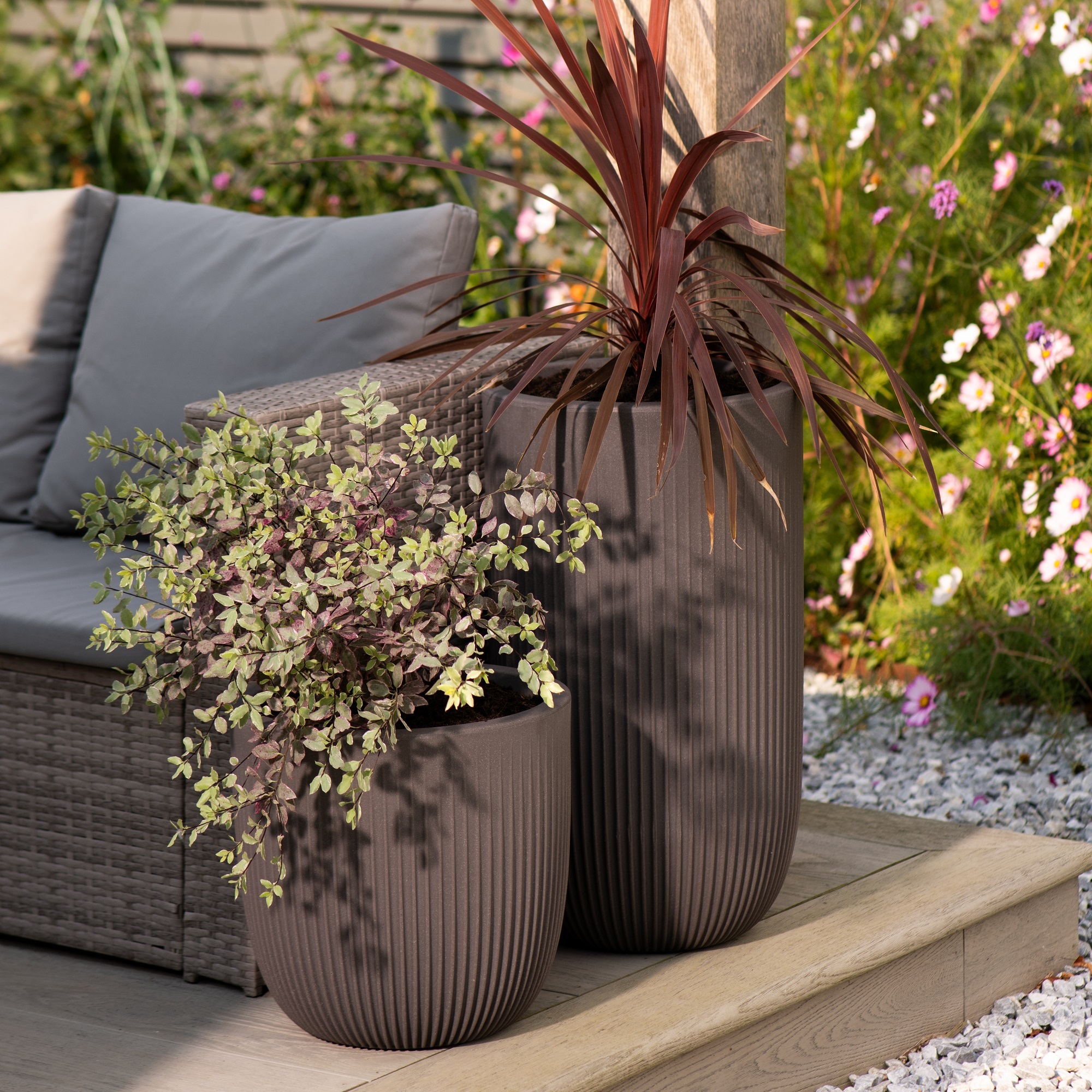 Strata Pacific Tall Round Planter - Cappuccino