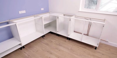 2018-Wickes-How-To-install-base-cabinets-9.jpg