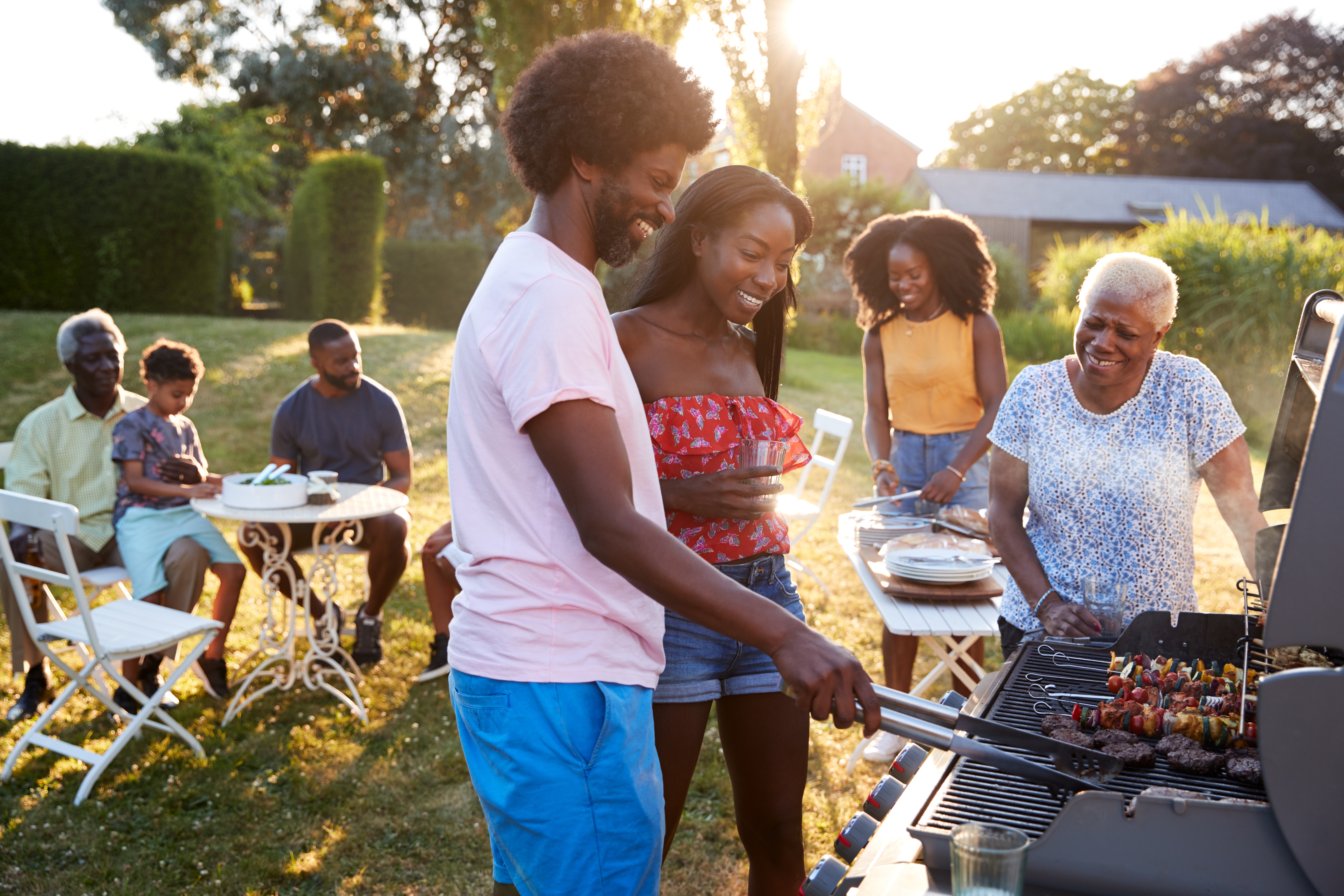 bbq_family_2_ABC_entertaining_outdoors.jpg