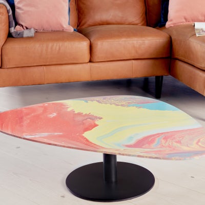 How to paint pour a coffee table