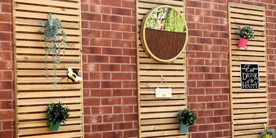 wickes-gardens-attach-a-trellis-3.webp
