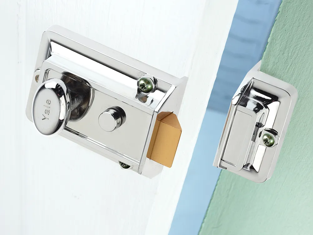 yale-nightlatches.jpg