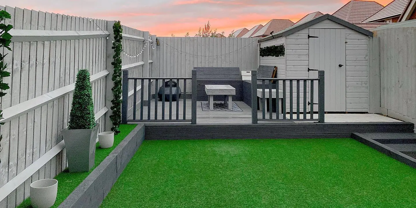 wickes-gardens-install-artificial-grass-2.webp