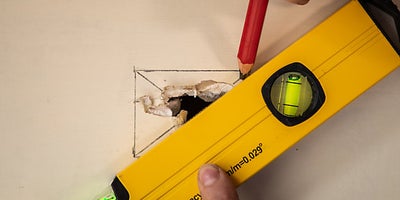 12.how-To-Repair-Walls-Small-Hole-5.jpeg