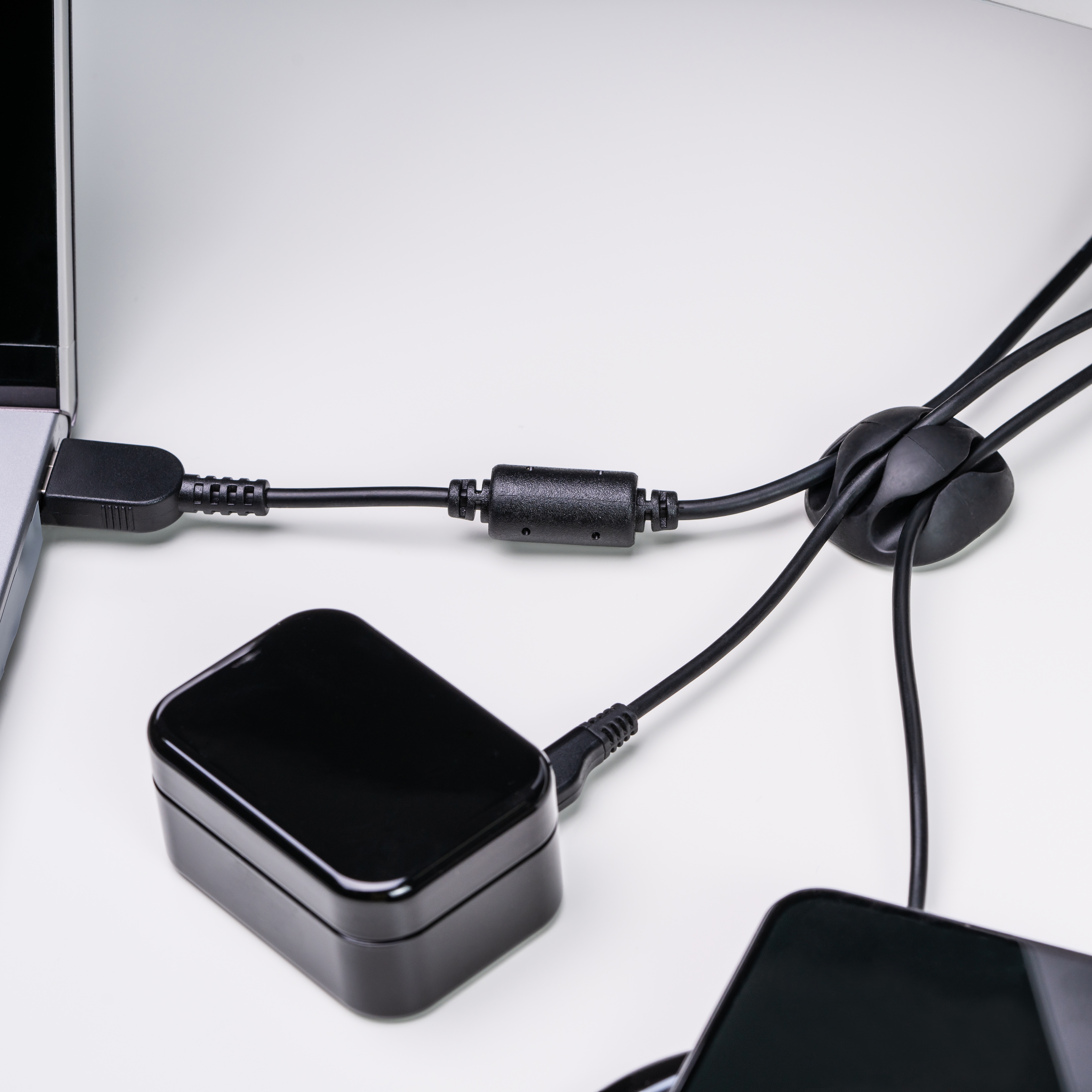 Keeping cables organised