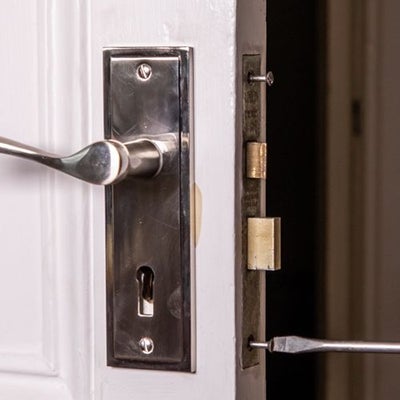 2018-Wickes-How-To-Hub-How-to-fit-door-locks.jpg