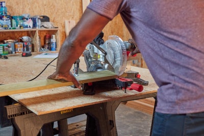 Cutting with circular saw 7