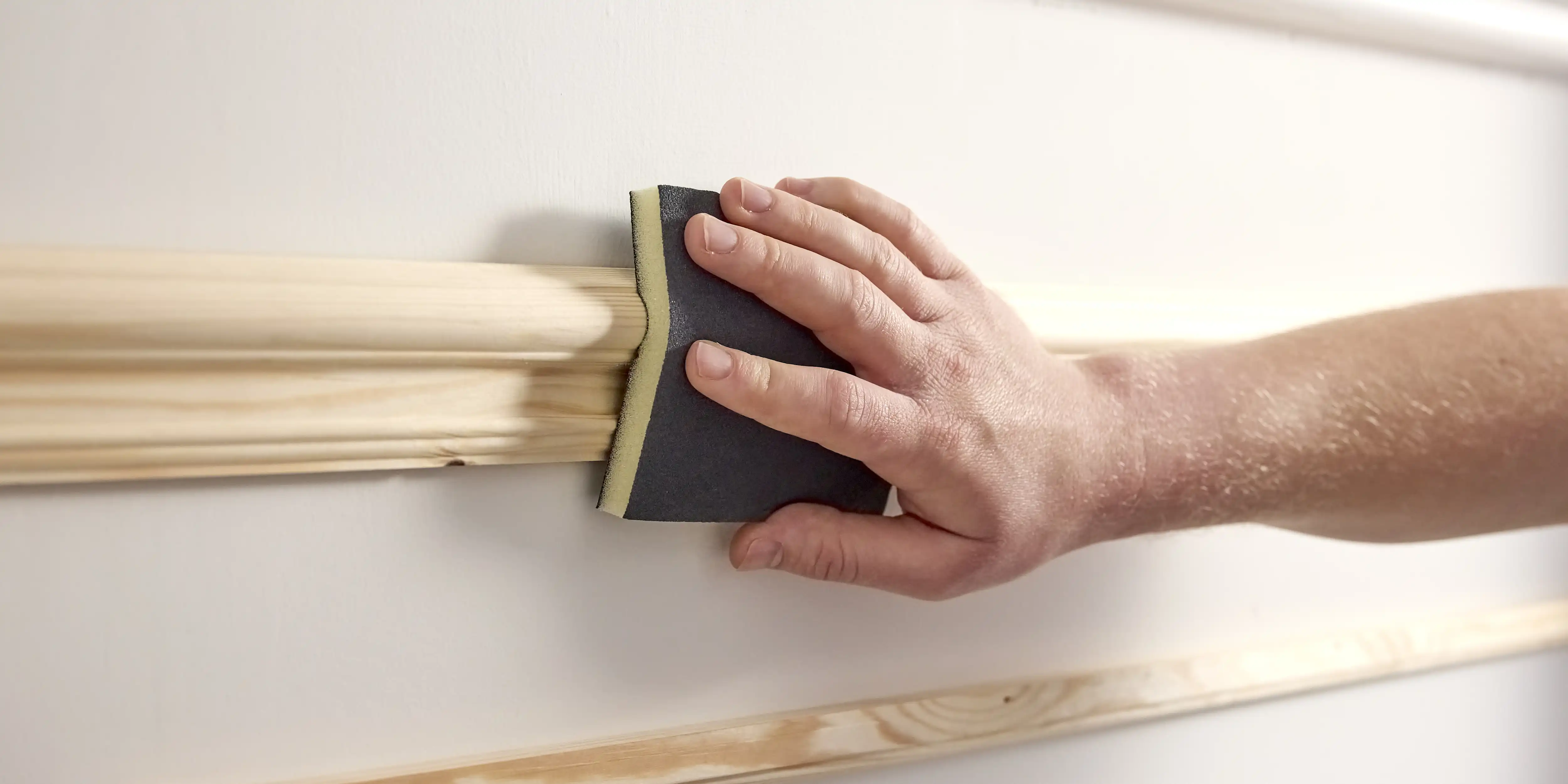 wickes-decorating-paint-wall-panelling-4a.webp