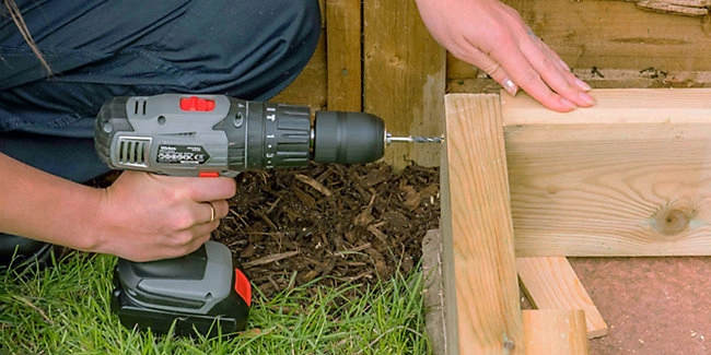 wickes-garden-lay-decking-25.webp